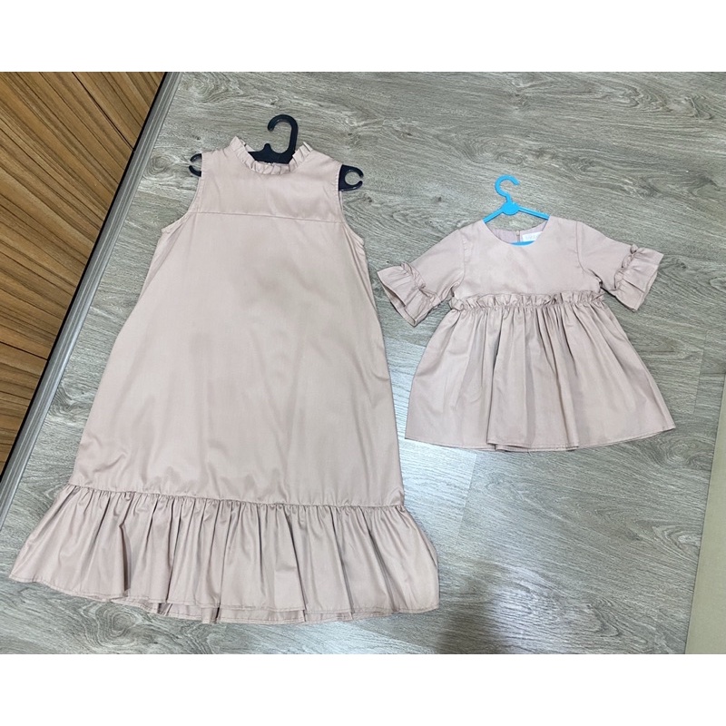 Twin Dress Mom and Baby Girl Nude