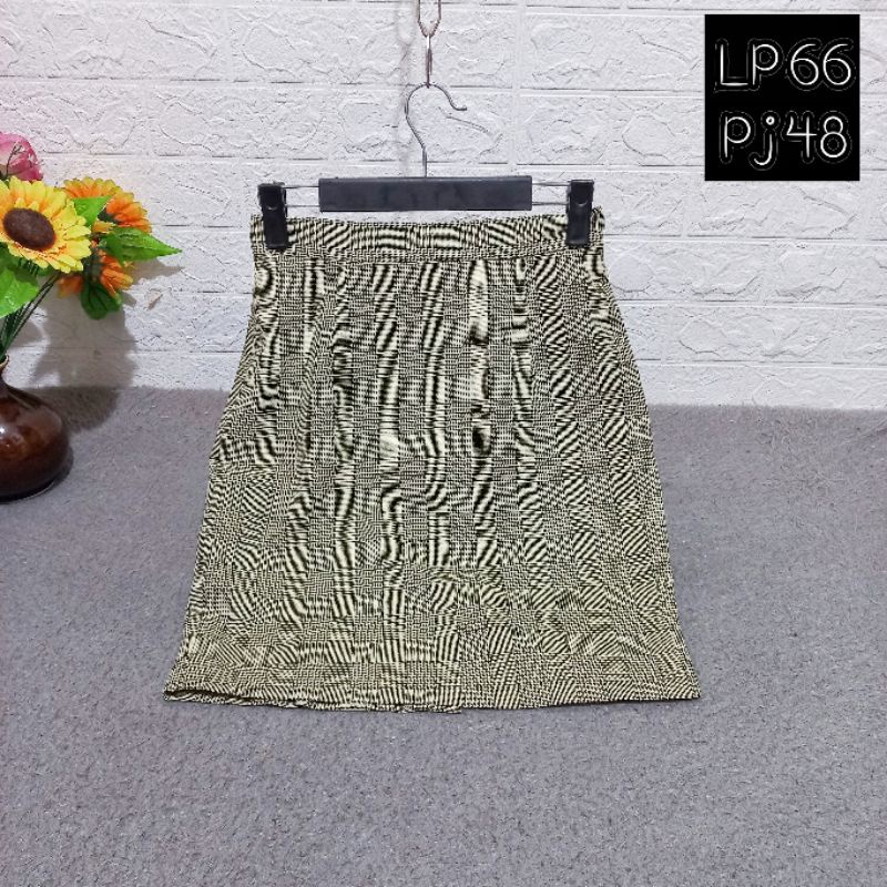 Rok Wanita Mini Midi Maxi Flare Skirt Preloved / Thrift Vol. 701-90