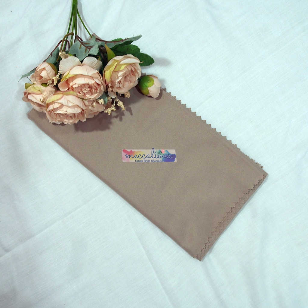 Jilbab Segi Empat Azara Voal Syari 130 x 130 Oskara  Miracle Jumbo Laser Cut-Khaki