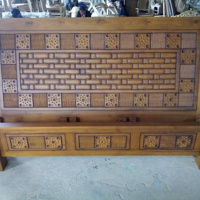 dipan minimalis 180x200 jati / tempat tidur / ranjang /dipan jati