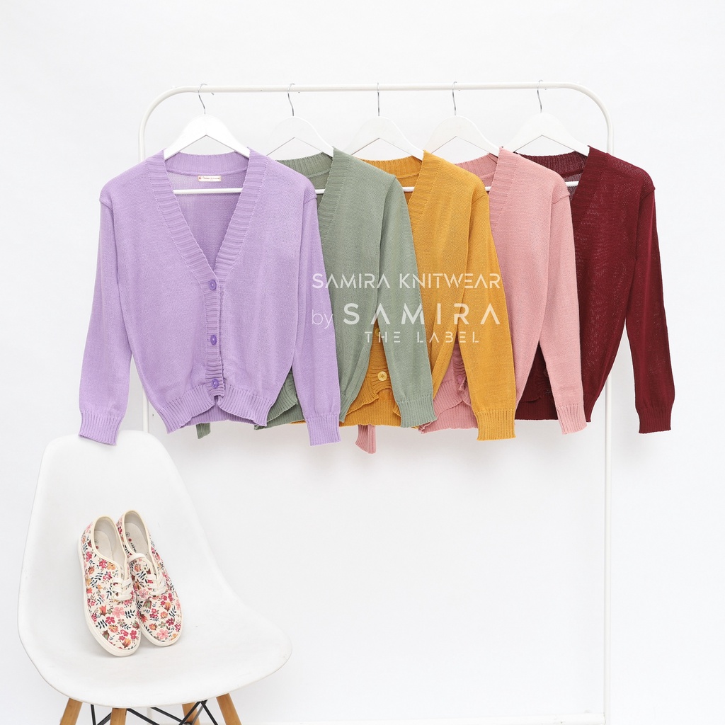 Clover - Cardigan Crop Rajut