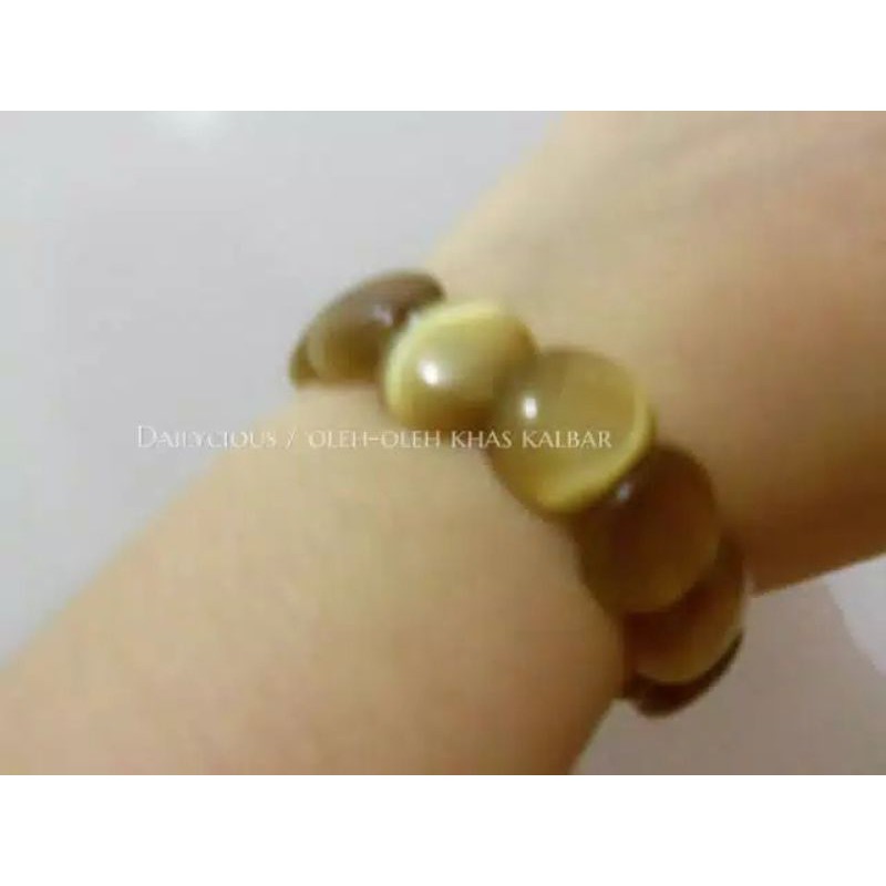 Gelang batu kerajinan khas kalimantan timur / balikpapan