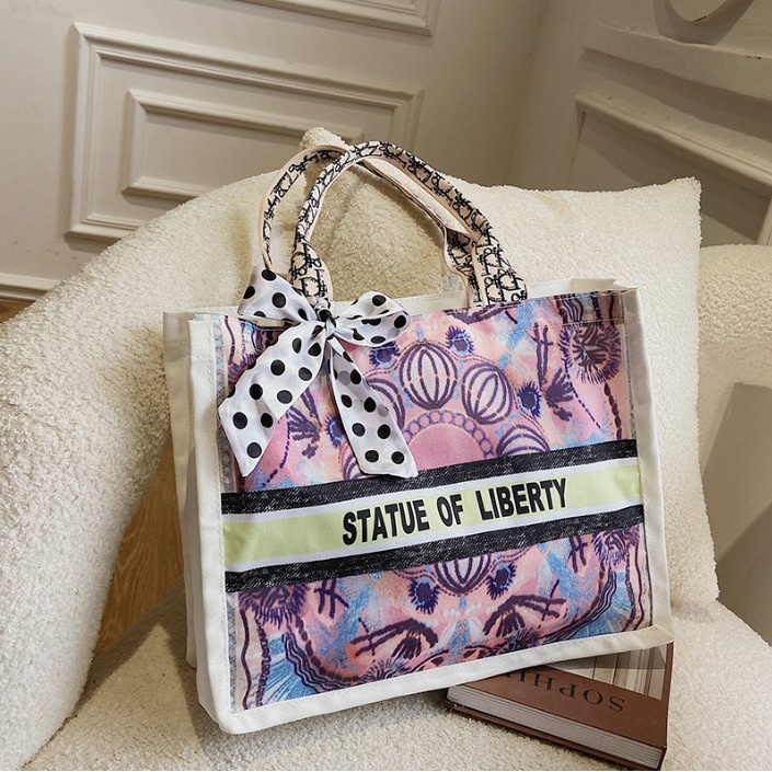 LIBERTY Totebag Motif Kanvas Wanita Pria Remaja Resleting Korean Style By Chikoisme NR