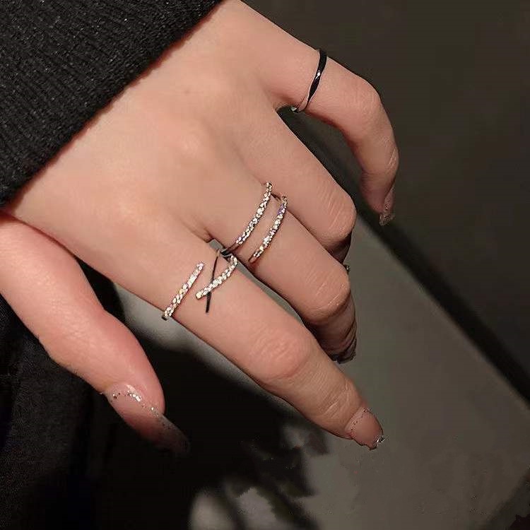 Set Cincin Berlian Penuh Model Silang Warna Silver Gaya Korea