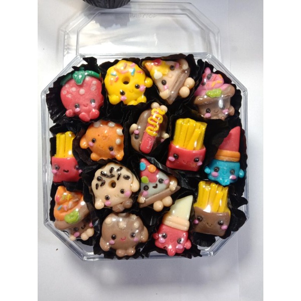 

coklat karakter kemasan toples 250gram, aman dikirim keluar kota