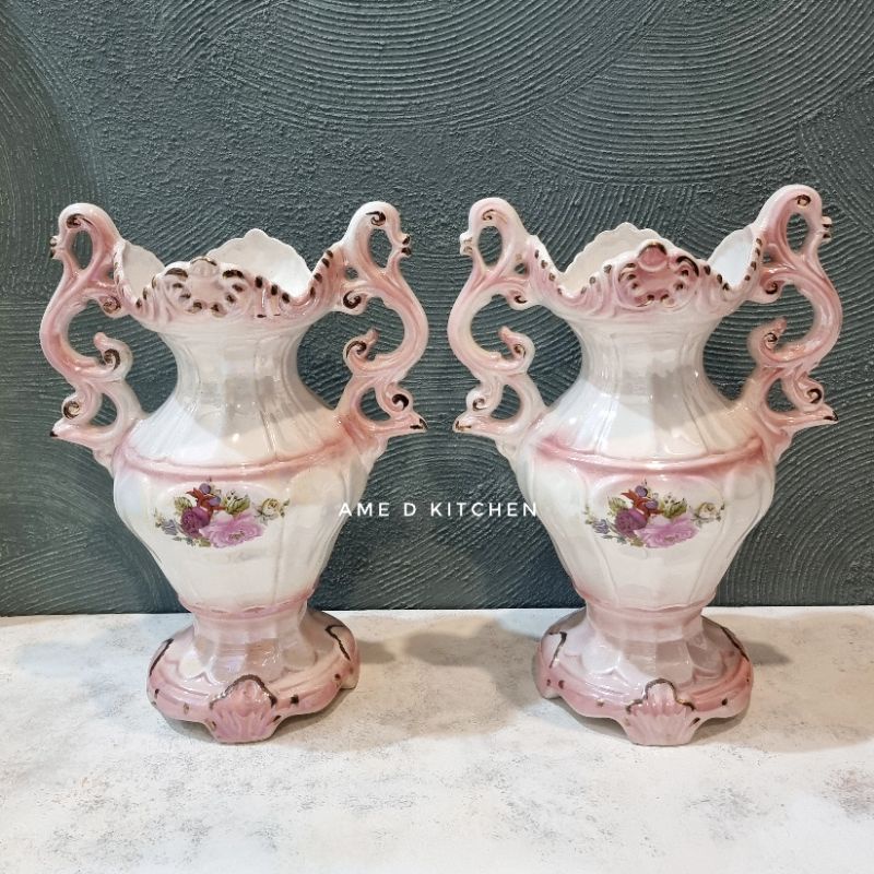 Guci pajangan piala besar bunga pink