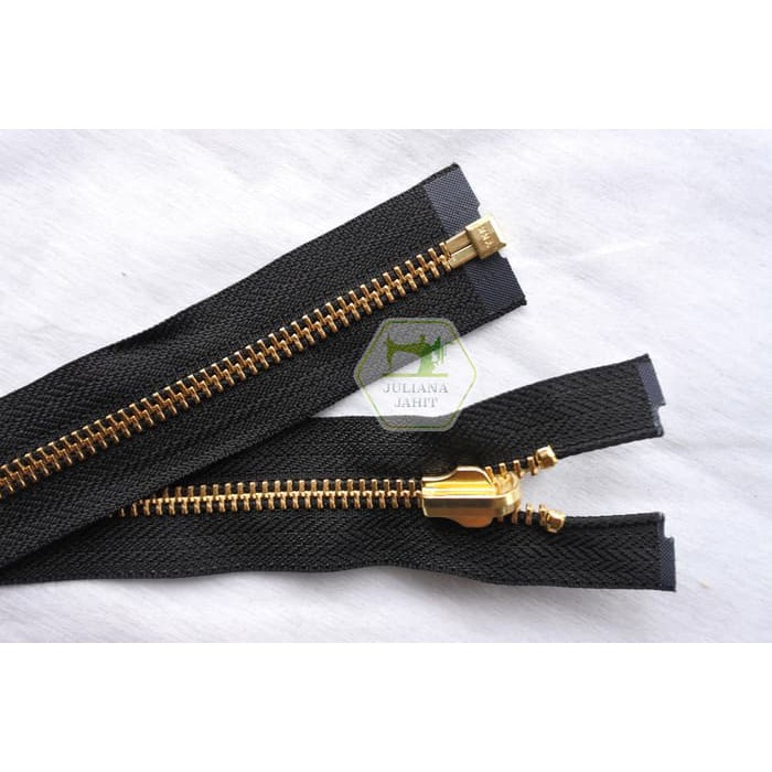 levis ykk zipper