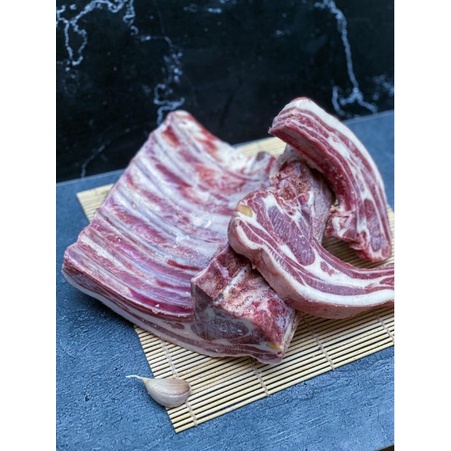 

Daging Iga Domba Muda Utuh Lamb Rack Import
