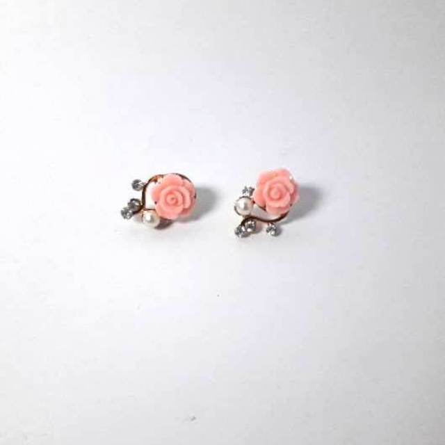 ANTING STYLE KOREA  ANTING CANTIK WANITA ANTING BUNGA MAWAR REAL PICTURE ANTING MURAH UNIK ORIGINAL