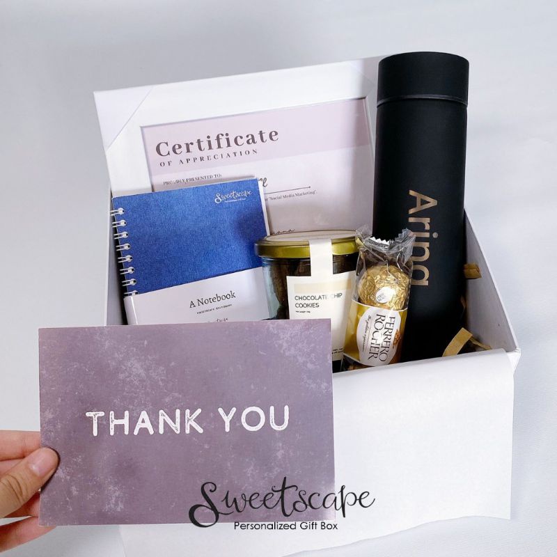 

Gift Box Package 340-Paket Hampers 340 - Thank You Gift Box [MURAH]