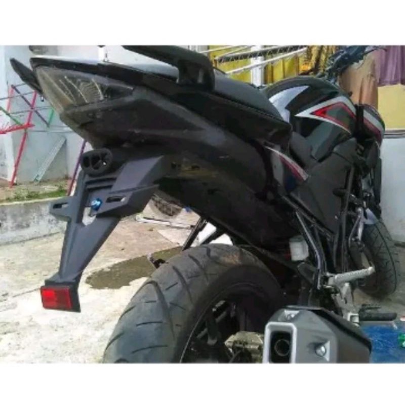 Fender Custom Belakang CB 150R  Spakbor Belakang Cb150