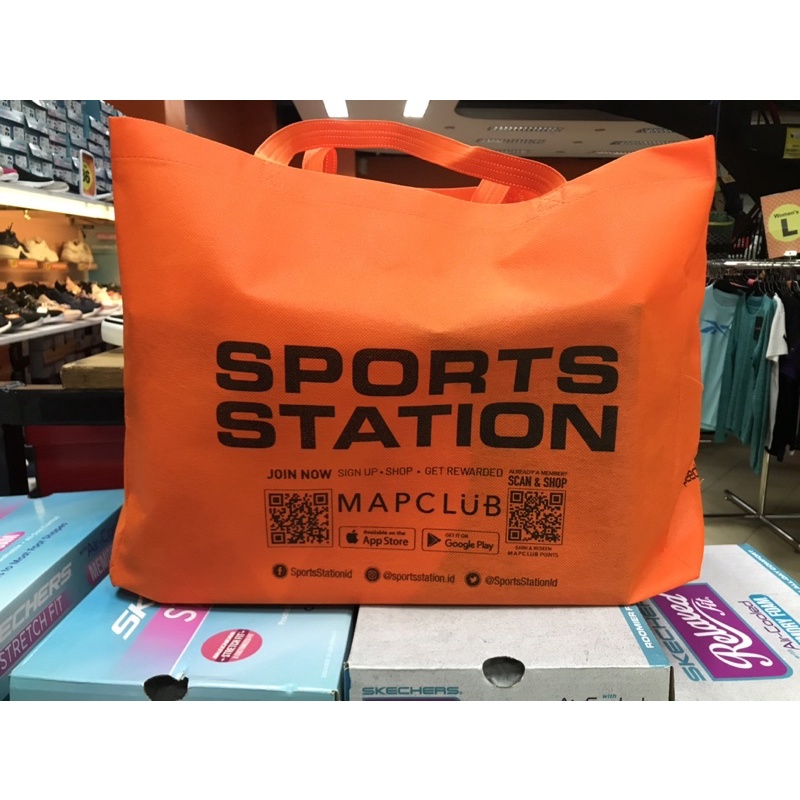 

Tas Shopping Bag sport station & payless ( Harus disertai dengan pembelian barang & sesuai dengan jumlah barang )