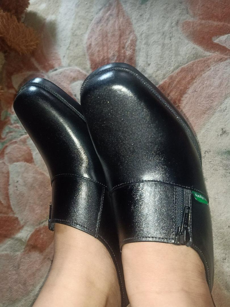 Sepatu Pantofel Wanita / Sepatu Kerja Kickers Kulit Asli