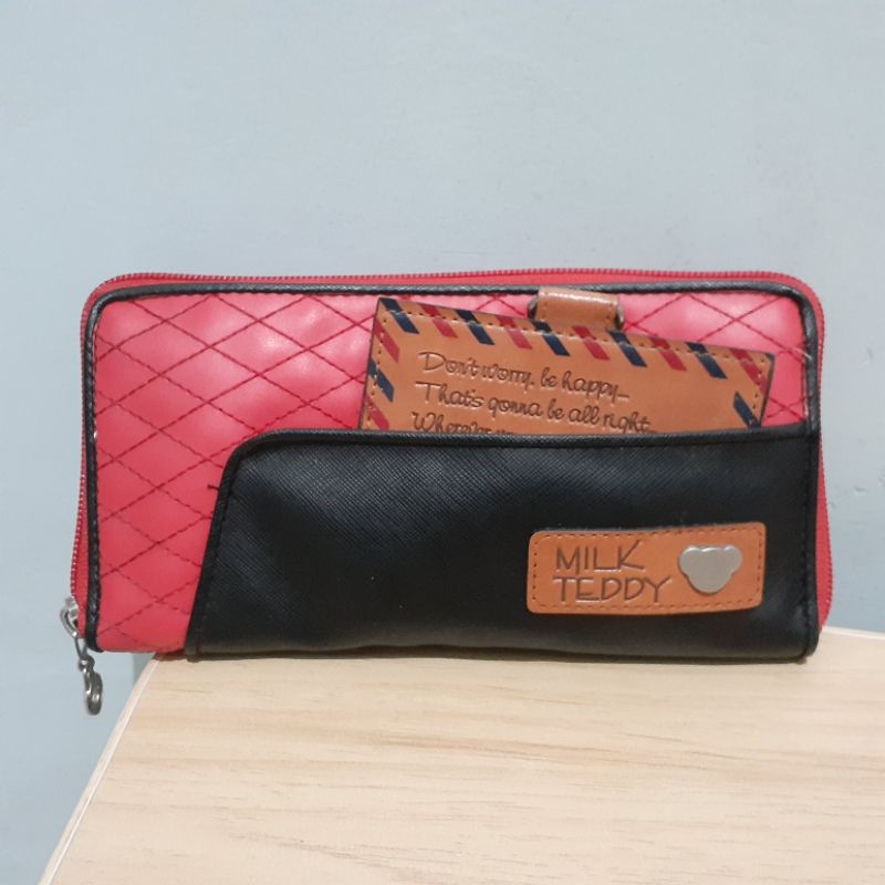 PRELOVED - Dompet Milk Teddy
