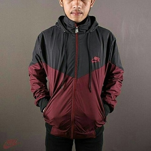 Jaket Pria Nike Parasut Windrunner Polos Sporty Olahraga Sepeda Running and Jogging-Hitam maron