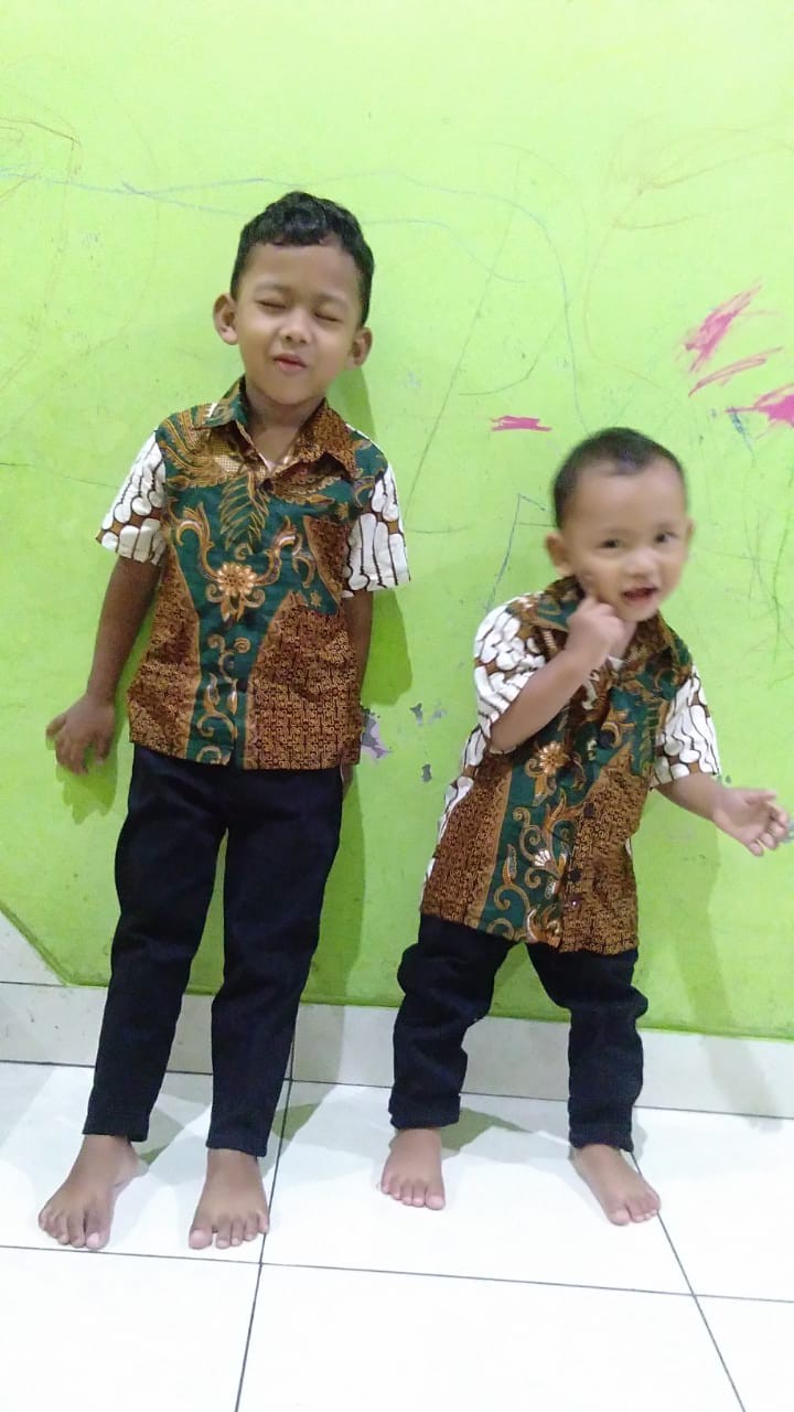 Batik Couple Keluarga Sania Ruffle Ori Ndoro Jowi Dnt Motif Merpati Hijau