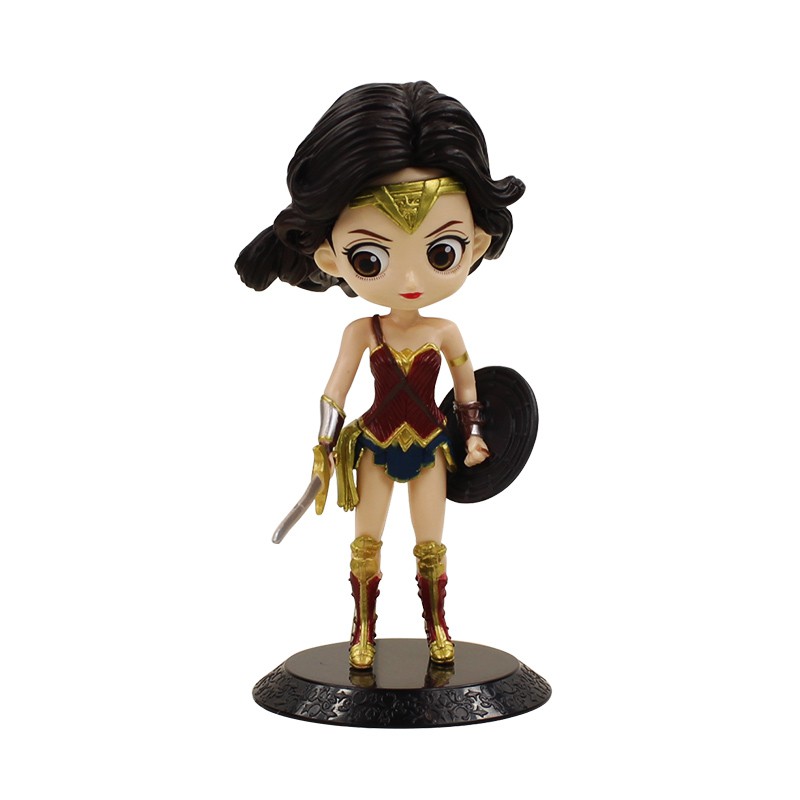 Qposket Wonder Woman Action Figure