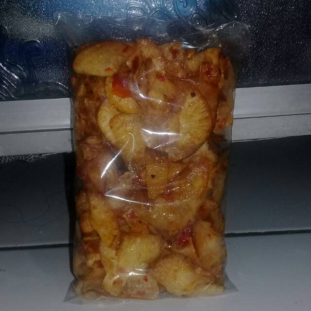 

Keripik singkong bumbu rujak