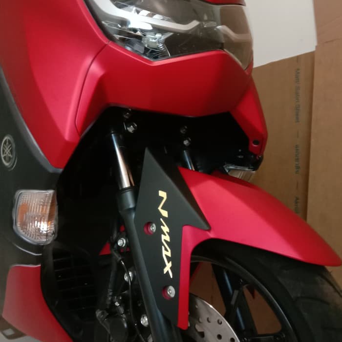 Spakbor Garnish New nmax 2020 - aksesoris nmax- kuping spakbor depan