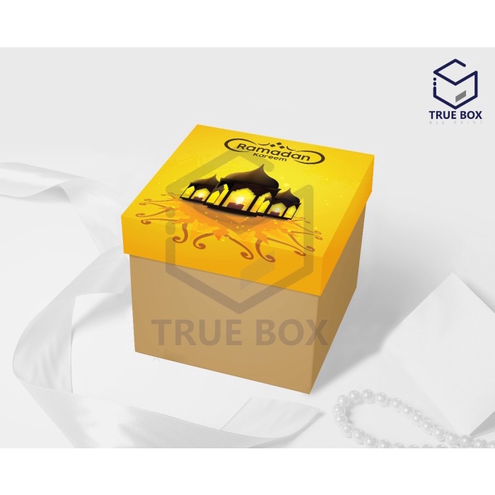 

Dus kue idul fitri 25x25x10 / 25x25x16 / 25x25x18 corrugated box kotak hampers lebaran kardus packing cake kuning yellow