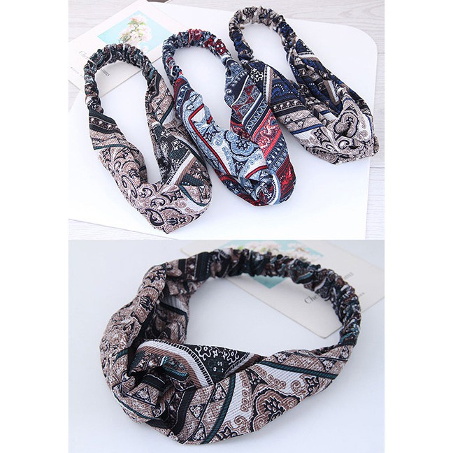 LRC Bando Fashion Multi-color Grid Pattern Decorated Hair Band A51343