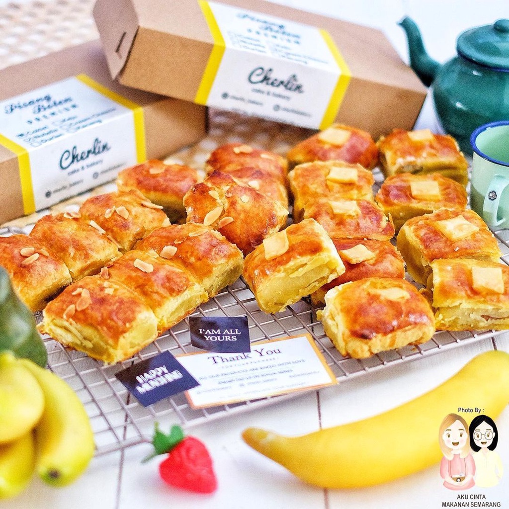 

PREMIUM BOLEN PISANG - JAJANAN SEMARANG - PASTRY