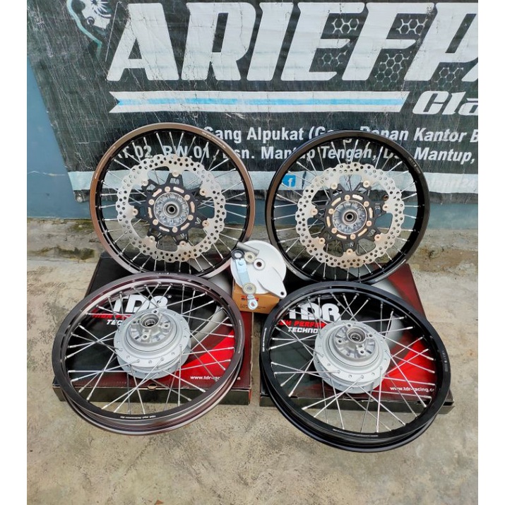 paket velg set pelek TDR hitam set tromol KLX dtracker cjdw belakang tromol RX king original set pnp