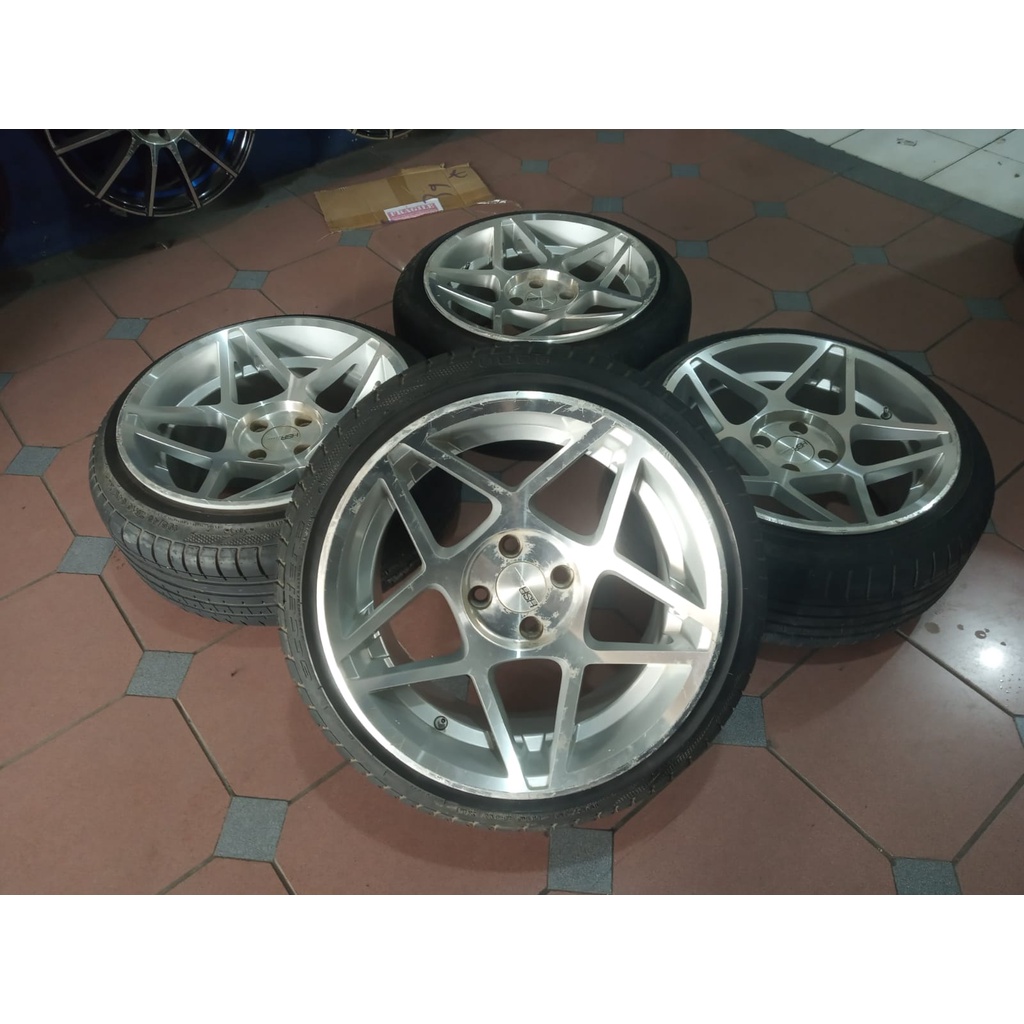 Jual Velg Mobil Bekas Ring 16 Hsr Warna Silver Model Celong Plus Ban 