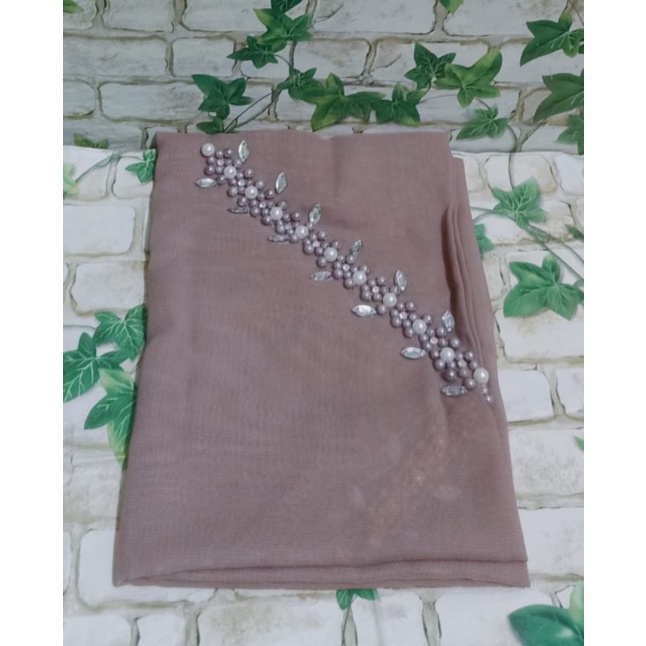 SEGIEMPAT PAYET BANDO BELLA/HIJAB BANDO MUTIARA/KERUDUNG PAYET BELLA SQUERE-Taro muda