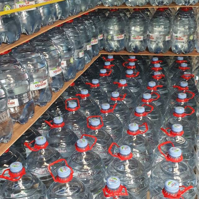 

Le minerale 15 liter per galon