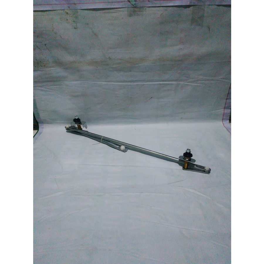 Wiper Link Assy Mitsubishi L-300 MB-571916