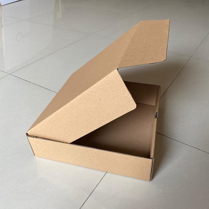 

Kardus/Box/Kotak/Dus 30cmx30cmx8cm. Min. order 10pcs