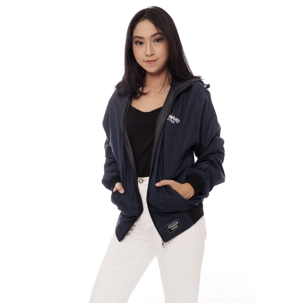 Jaket Parasut Wanita Sporty Casual