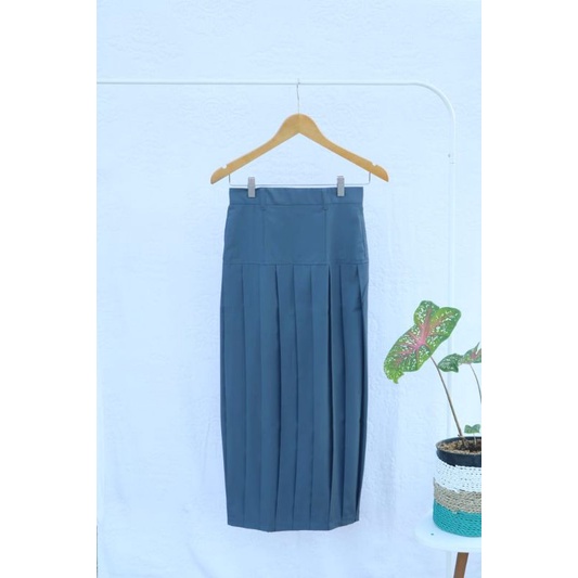 ROK SERAGAM SMA BIG SIZE REMPEL SAMBUNG / ROK REMPEL BAPING PANJANG / ROK REMPEL SMA / RIO SE