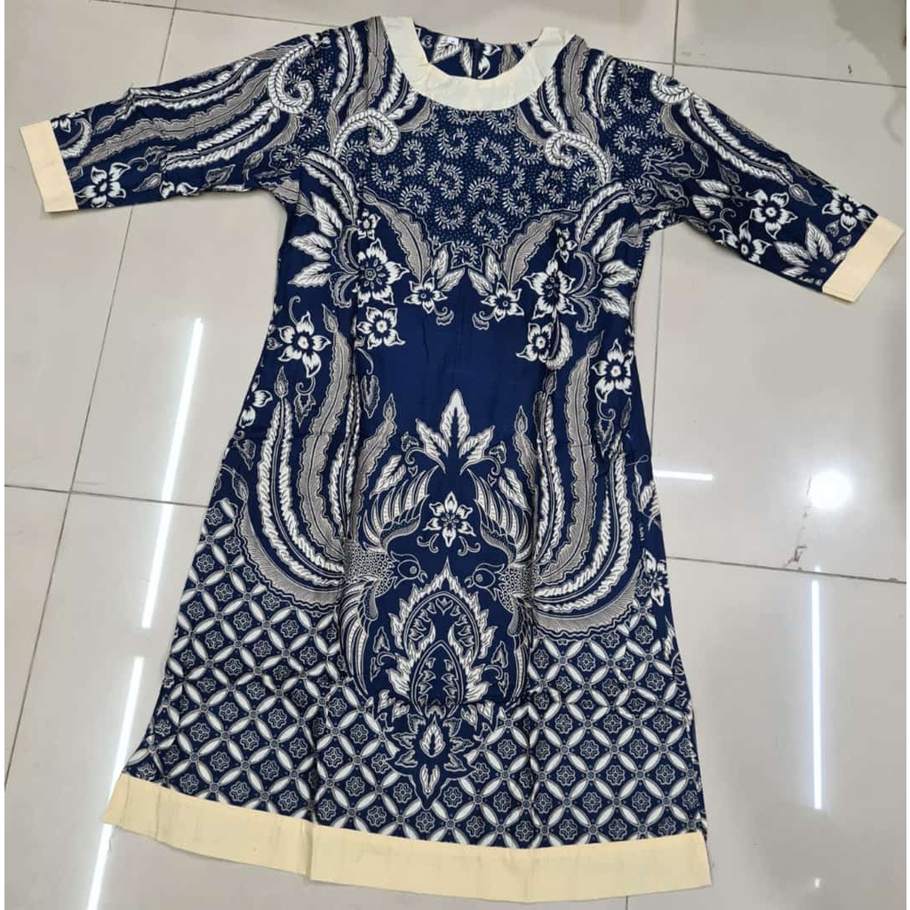 BATIK COUPLE KELUARGA SARIMBIT SERAGAM FAMILY PASANGAN ADELIA BIRU AYAH IBU ANAK LAKI LAKI PEREMPUAN COWOK CEWEK PASANGAN MUDA JUMBO MODERN BATIK SET TERBARU NATAL PAKAIAN WANITA PREMIUM QUALITY CAMISOLA CLOTHING