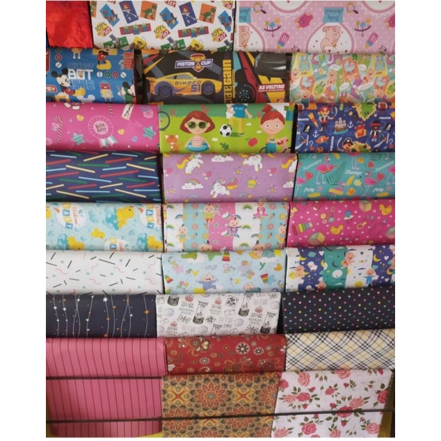 

kado pernikahan // kado ulang tahun // kertas kado // kado tupperware