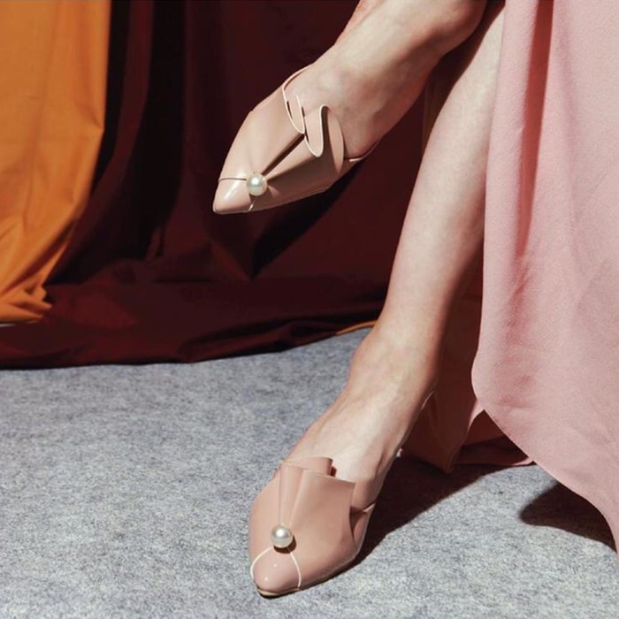 FREE BUBBLEWRAP Valencia by Enrica Sepatu Heels Shoes Audrey Mules in Nude Size 37 Hak Pink