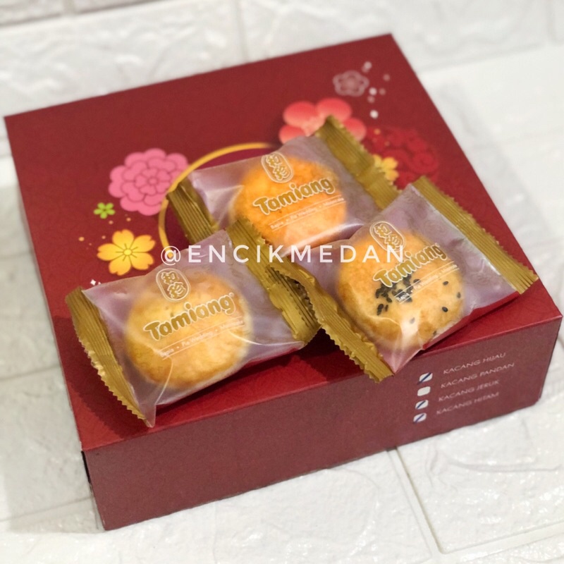 

TAU SA PIA KACANG HIJAU 3 RASA TAMIANG / OLEH OLEH MEDAN