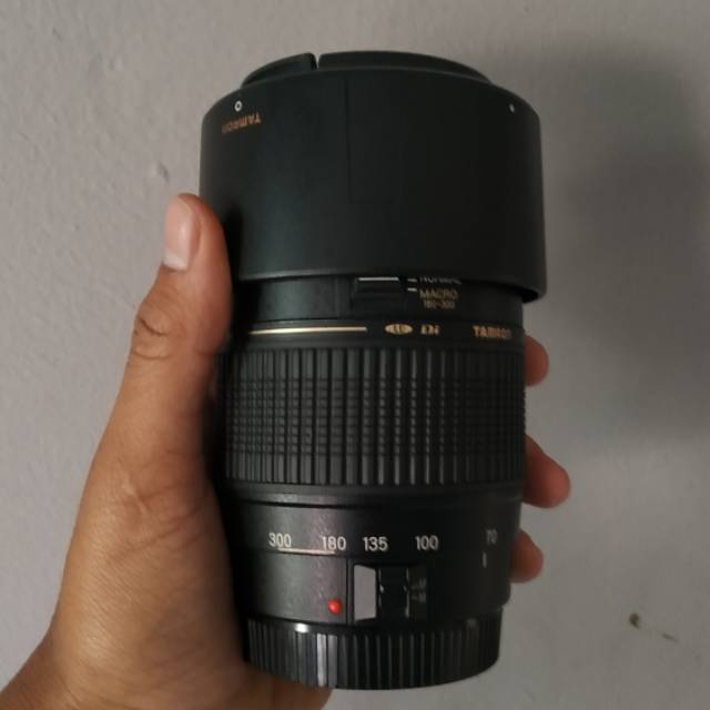 Lensa tamron 70-300 mm