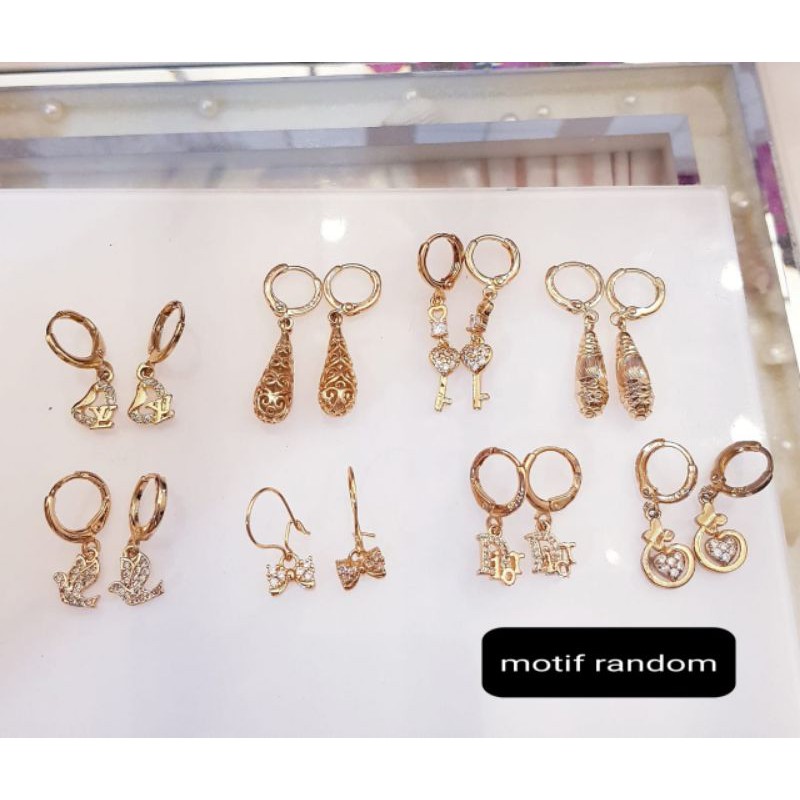 Xuping Anting wanita 2137q