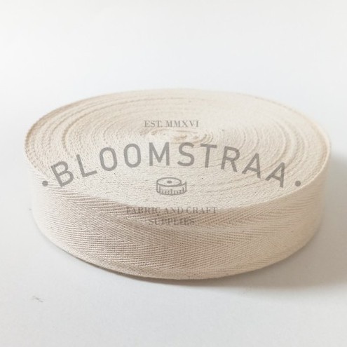 

Roll Twilltape Katun 5cm 50mm Broken White Cotton Twill Tape Pelipit Cream Natural Creme Raw White