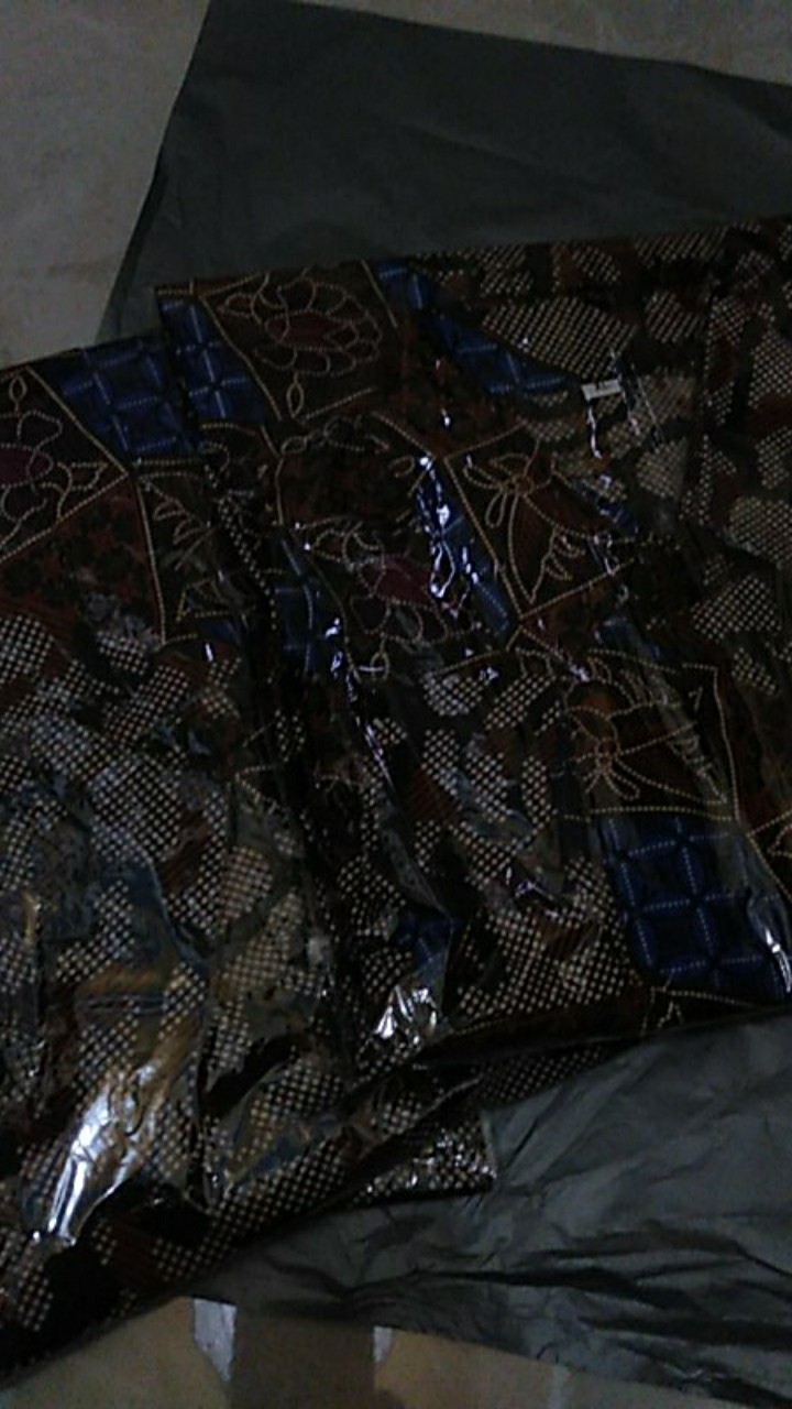 Atasan Kemeja Batik Pria Lengan Panjang Baju Batik Cowok Moderen Bahan Katun Batik Pekalongan