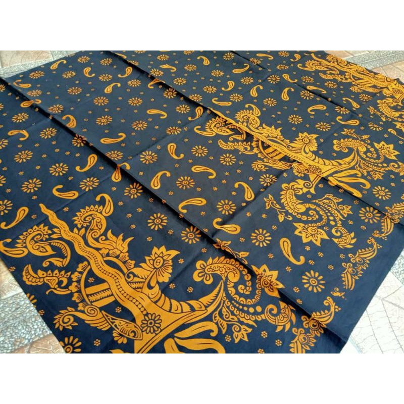 Kain batik solo motif keris