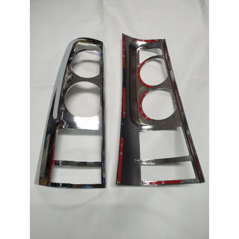 garnis belakang avanza lama 2005 chrome