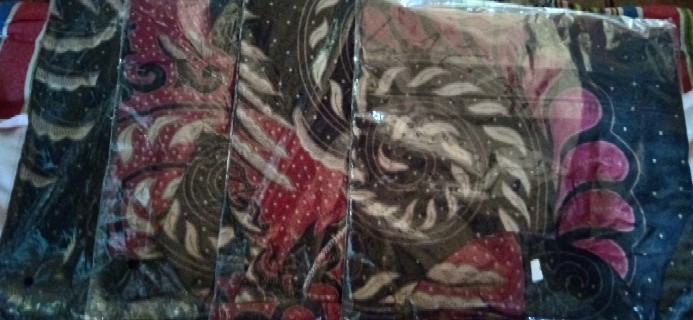 Batik Couple Keluarga Sania Ruffle Ori Ndoro Jowi Dnt Puser Merah