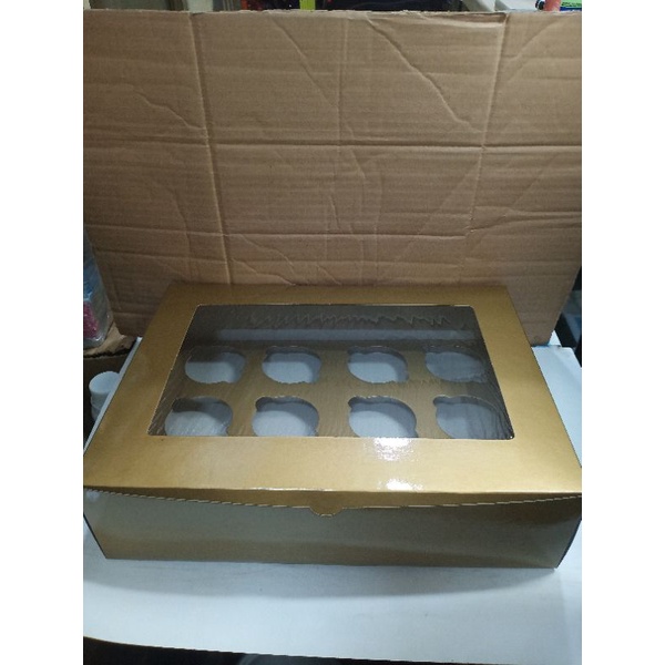 Dus Box Kotak Cupcake isi 12 Emas Jendela 34 x 25 x 9 cm