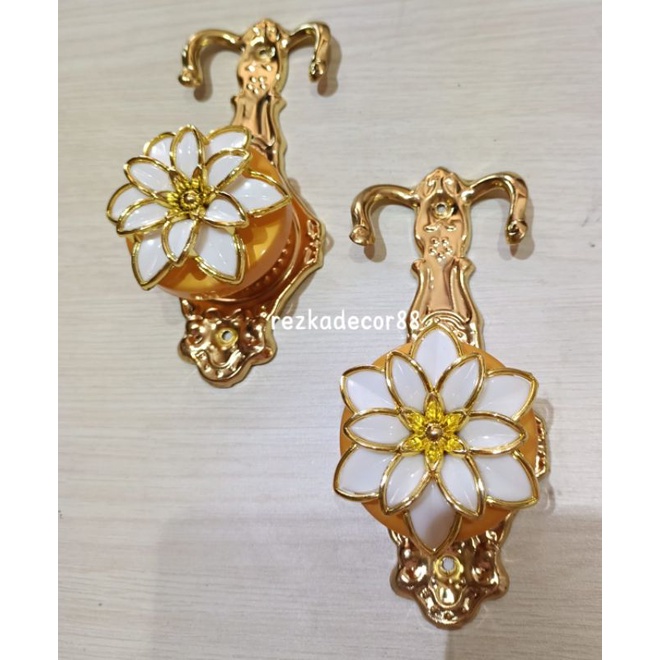 Hook kait mawar gold