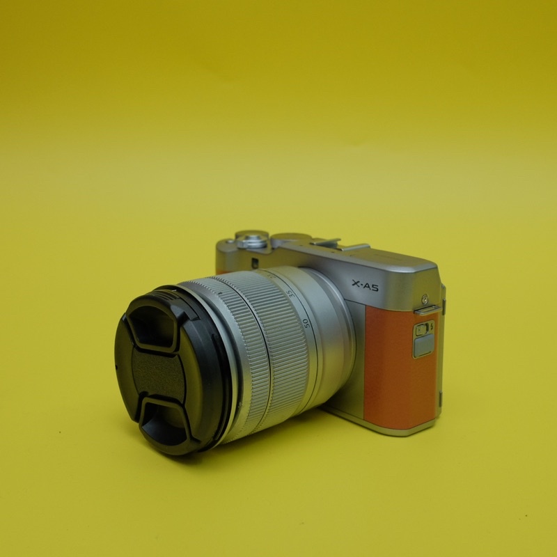 FUJIFILM X-A5