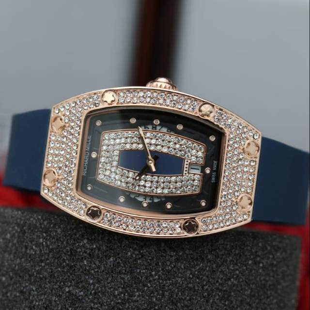 Jam tangan wanita RM