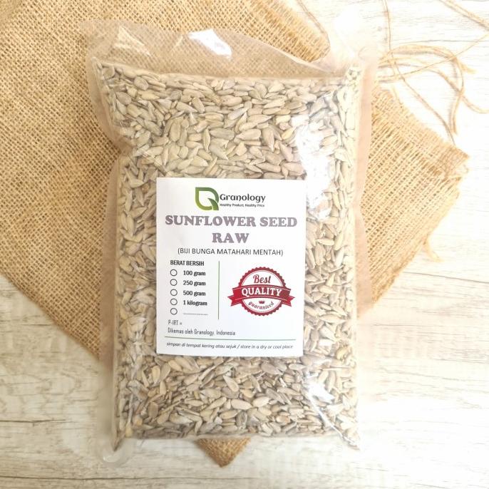 

DISKON Biji Bunga Matahari Mentah / Raw Sunflower Seed - 1 kg AP109